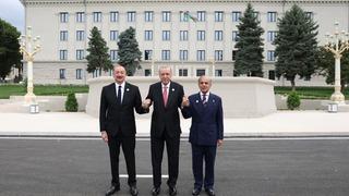 Cumhurbaşkanı Erdoğan ve İran Cumhurbaşkanı Pezeşkiyan görüştü! 