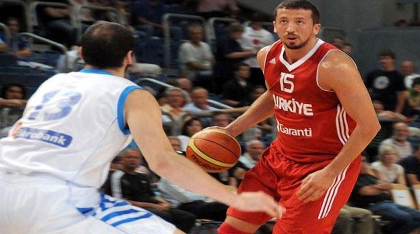 '12 Dev Adam' Yunanistan'a direnemedi!