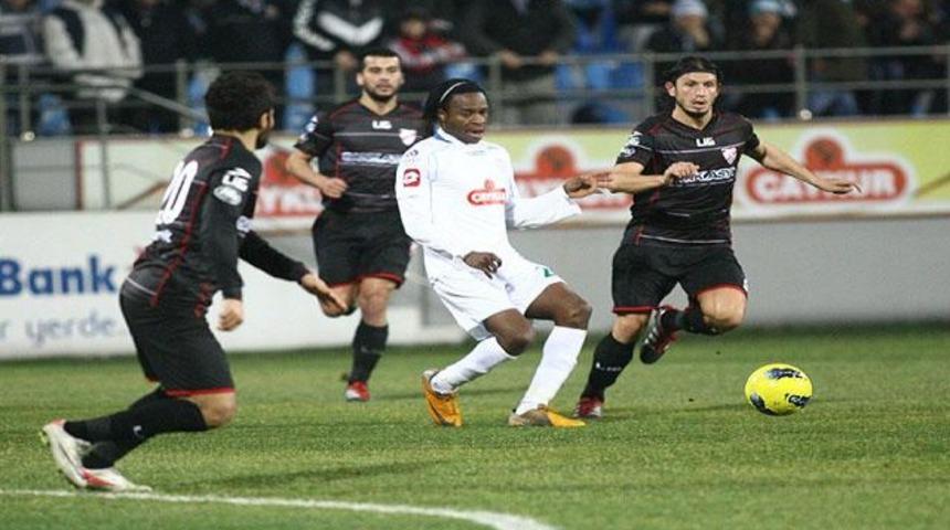 &Ccedil;.Rize fırsat tepti! (Video)