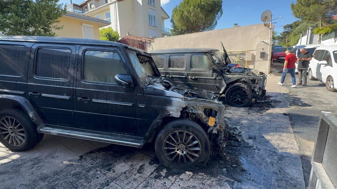 Yer: İstanbul! İş insanlarına ait lüks cipler kundaklandı 1