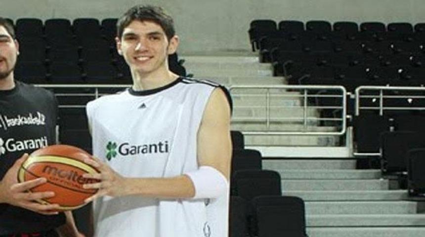 G&ouml;khan Şirin, Anadlou Efes'te!