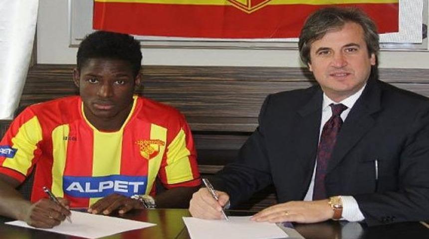 Theo Weeks G&ouml;ztepe'de