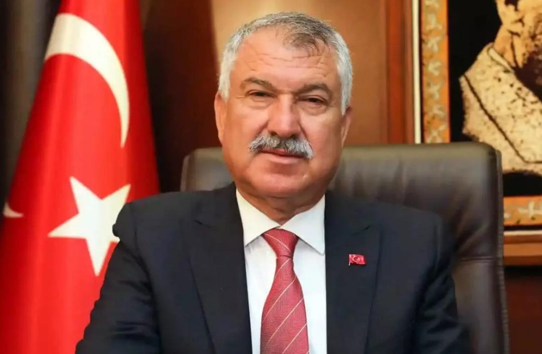 SON DAKİKA | CHP li Belediyelere şafak operasyonu! Muhittin Böcek, Zeydan Karalar ve Abdurrahman Tutdere gözaltına alındı 1