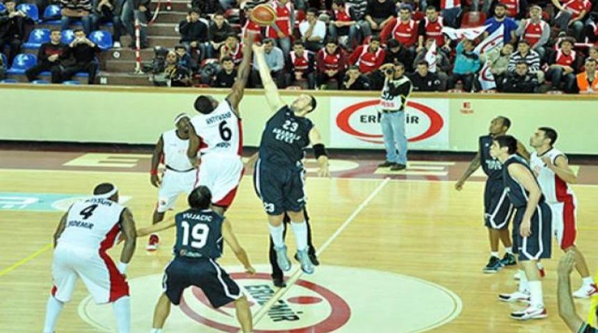 Anadolu Efes 'farklı' başladı!
