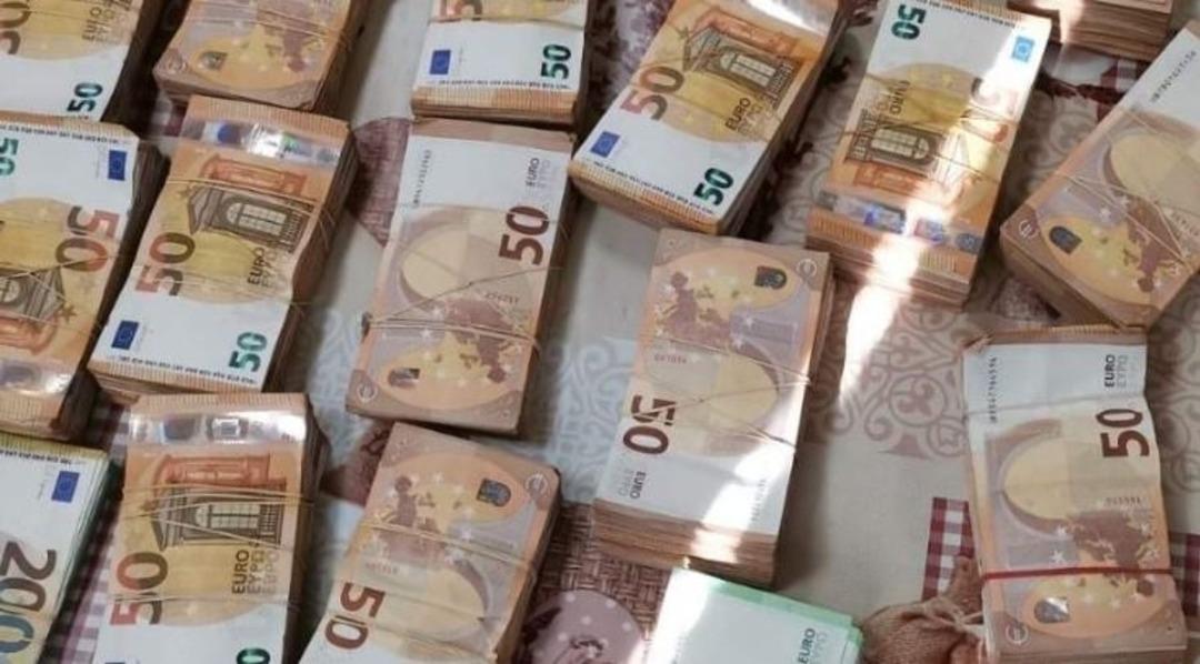 Böylesi duyulmadı! "Parayı kaynatınca 3 katına çıkıyor" diyerek sevgilisini dolandırdı 1