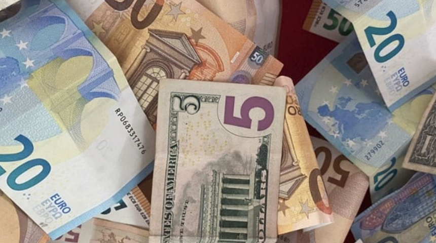 Böylesi duyulmadı! "Parayı kaynatınca 3 katına çıkıyor" diyerek sevgilisini dolandırdı