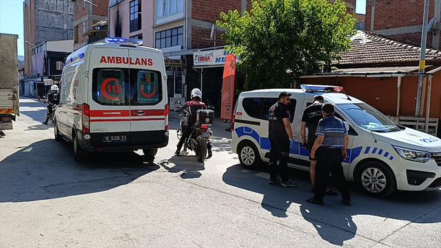 Kocasını önce bıçakladı sonra dayanamayıp hastaneye götürdü!