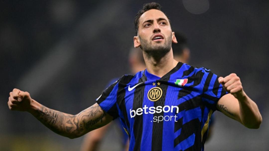 Hakan Çalhanoğlu adım adım Galatasaray a! Her konuda anlaşma sağlandı, Inter in kırılmaz denilen inadı kırıldı... 3