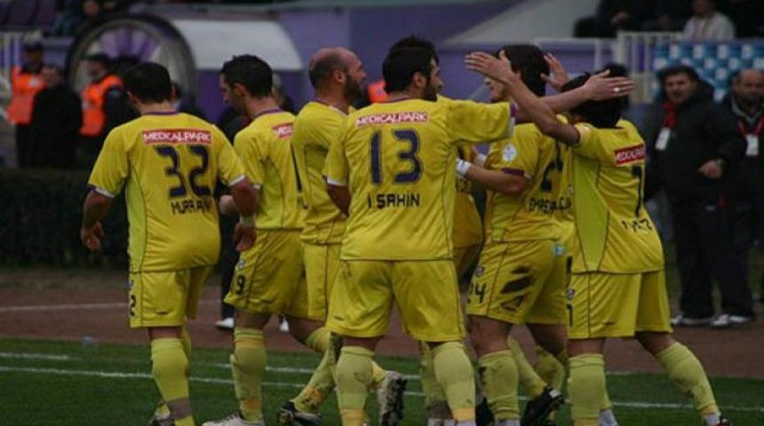 Şimşekler kaldığı yerden devam!