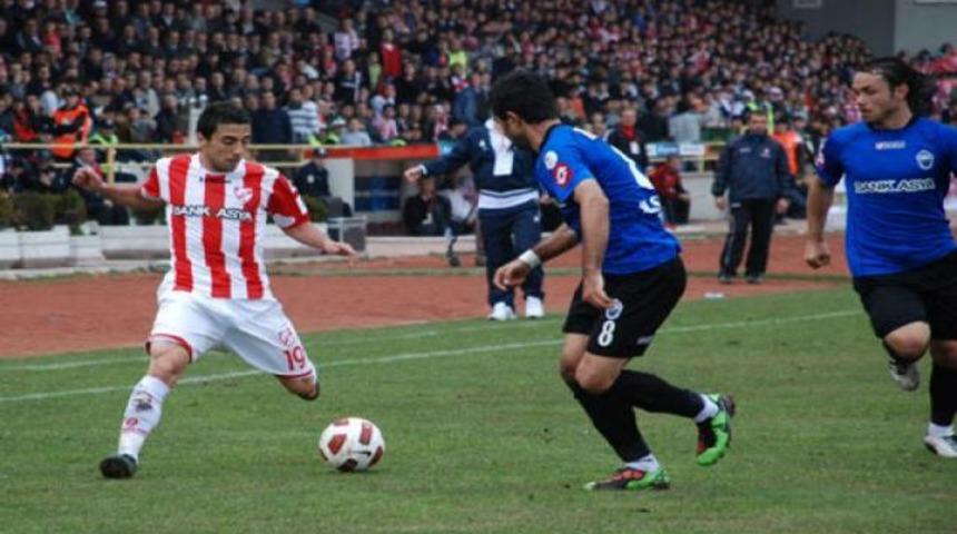 Boluspor fırsat tepti!