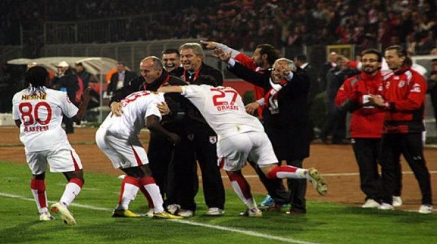 Samsunspor şampiyonluğa koşuyor!