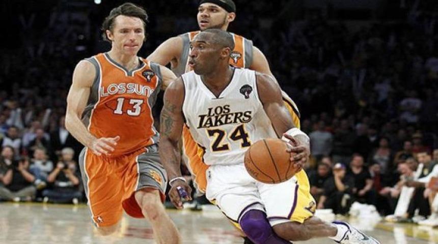 Lakers Kobe'yle coştu!