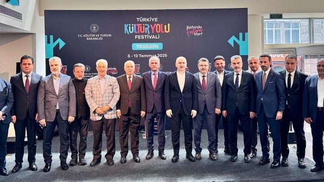 Trabzon Kültür Yolu Festivali başladı! 4 bin yıllık şehir 400 etkinlikle sanata doyacak
