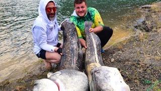 Baraj gölünde 100'er kilo ağırlığında 2 yayın balığı yakaladılar