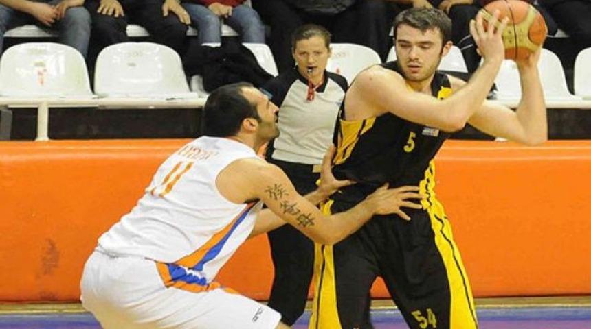 Mersin farka koştu!