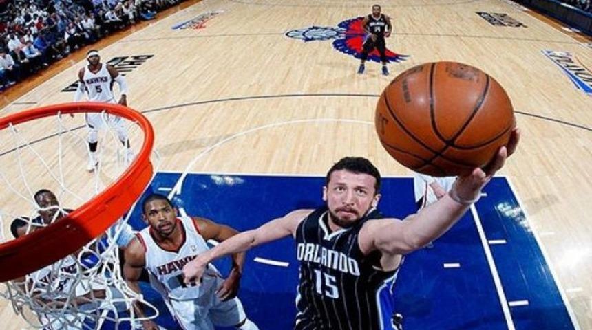 Hidolu Orlando havlu attı!