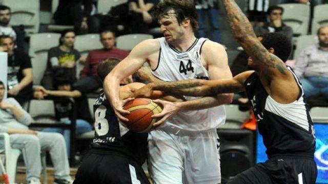 Derbi Efes'in...