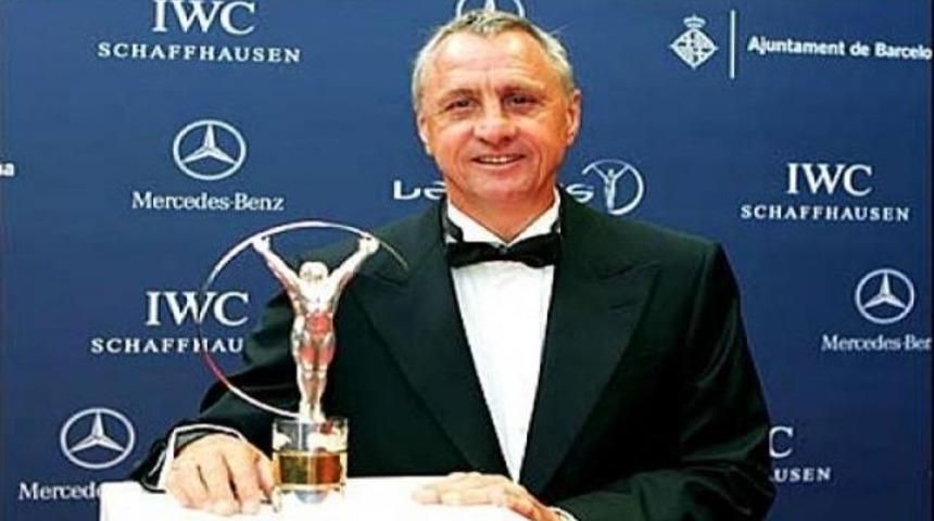Cruyff'tan ilgin&ccedil; Dirk Kuyt &ouml;nerisi