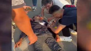 Kazada yaralanan motosiklet sürücüsüne ilk müdahaleyi yoldan geçen doktor yaptı