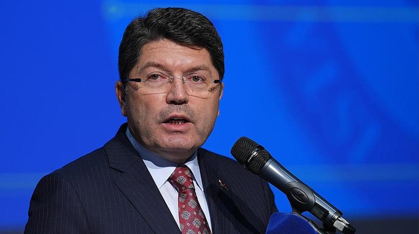 Adalet Bakanı Tunç'tan, CHP'li belediye başkanları hakkında başlatılan soruşturmalarla ilgili açıklama: "Tamamen yasal sınırlar içinde sürdürülmektedir"