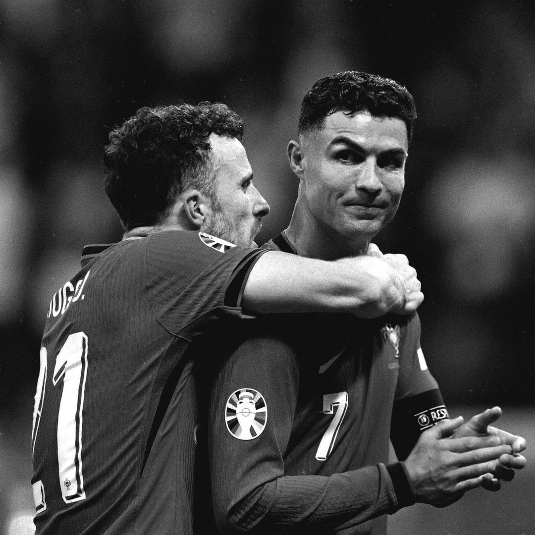 Portekiz de Cristiano Ronaldo depremi! Jota nın cenaze törenine katılmadı... Arkadaşları ağlarken, o denize girdi 2