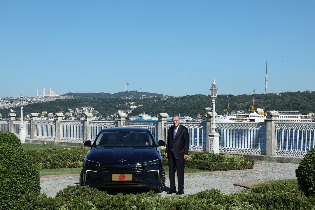  Cumhurbaşkanı Erdoğan, Togg’un yeni modeli T10F’nin test sürüşünü gerçekleştirdi 3