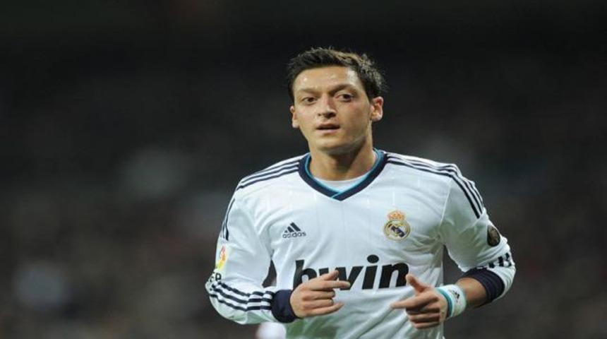Mesut'tan Galatasaray'a mesaj..!