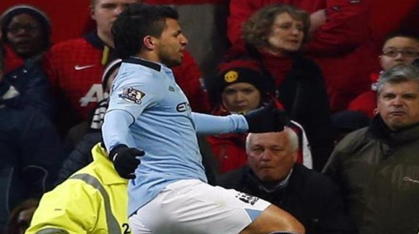 Manchester derbisinde g&uuml;len taraf 'Maviler' oldu