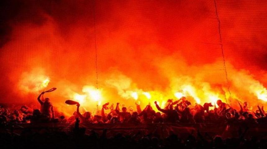 Meşaleciler Real'i yaktı!