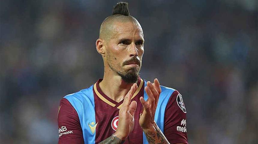 Trabzonspor'un eski yıldızı Marek Hamsik'in jubile karşılaşmasında Mertens'in asisti gözlerin pasını sildi..