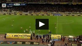 Maçı bırakıp kaçtılar!