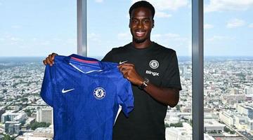 Chelsea altyapısından çıkan yıldız oyuncu Jamie Bynoe-Gittens'a 60 milyon euro verdi! Borussia Dortmund'dan ayrılan oyuncu formayı giydi...