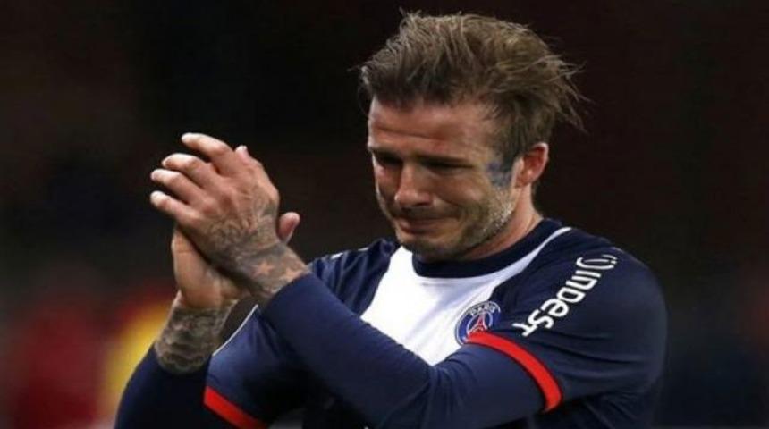Beckham g&ouml;zyaşlarına boğuldu!