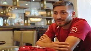 Milli futbolcu trafik kazası geçirdi iddiası