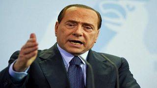 Milan'da Berlusconi şoku