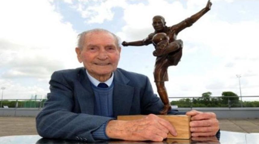 O isim &ouml;ld&uuml;!