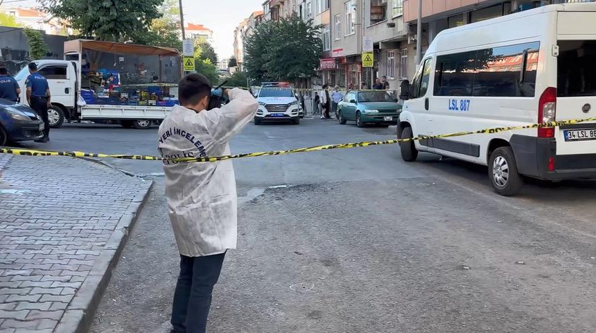 Sultangazi'de dehşet! 3 arkadaş sokakta silahlı saldırıya uğradı