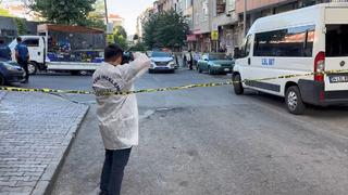 Sultangazi'de dehşet! 3 arkadaş sokakta silahlı saldırıya uğradı