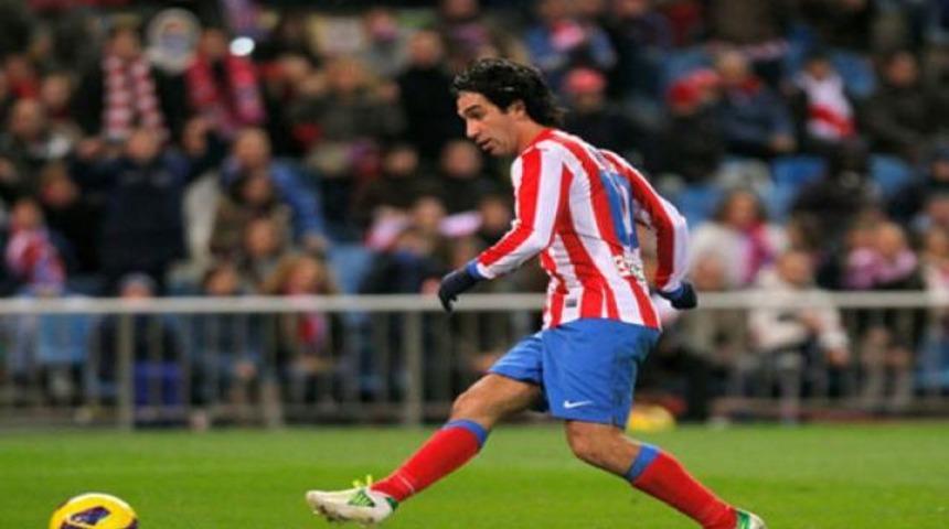 Arda kaleciyi bakkala yolladı!