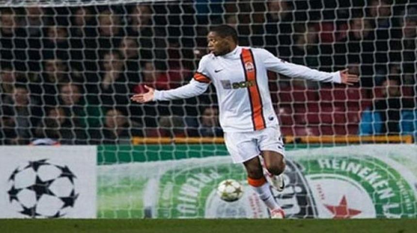 N'Jaelland-S.Donetsk ma&ccedil;ında skandal gol