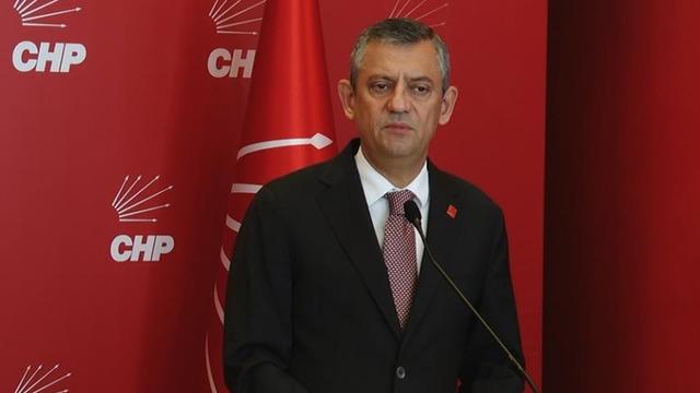 CHP lideri Özel, Zafer Partisi lideri Özdağ ile görüştü