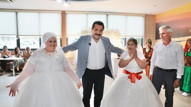 Denizli'de down sendromlu Gülizar ve Selma'nın gelin olma hayalleri temsili düğünle gerçekleşti