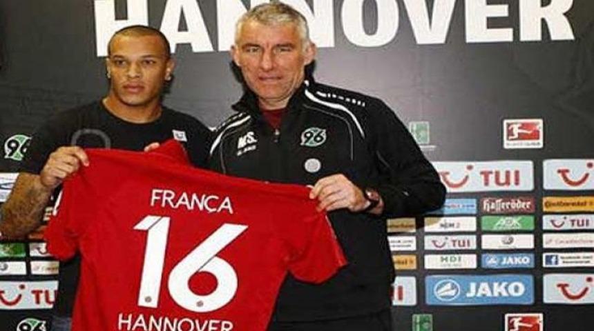 Almanya'da skandal transfer..!