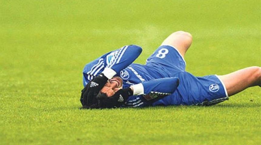 Schalke'ye bir şok daha..!