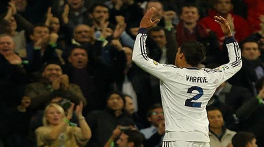 Futbol d&uuml;nyası O'nu konuşuyor..!