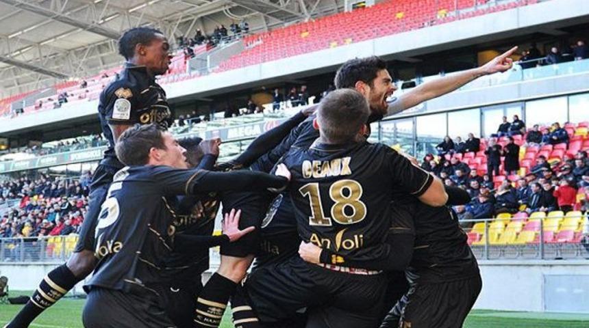 Nantes'a 1 yıl transfer yasağı