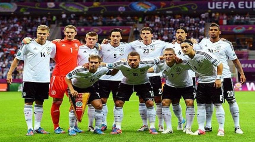 Mesut &Ouml;zil i&ccedil;in şok talep!