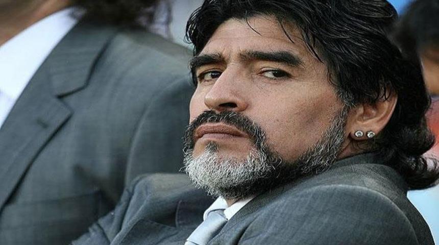 Maradona'dan ayrılık sinyali!