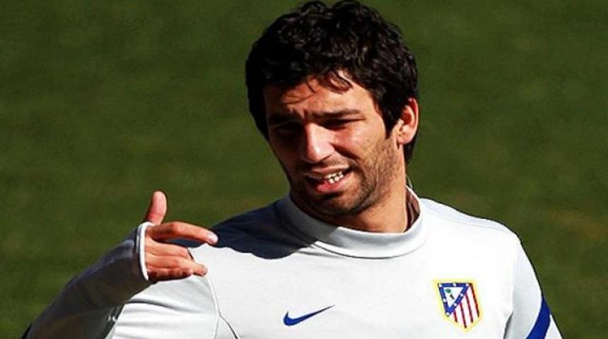 Nereden geldiğini unutmadı..!