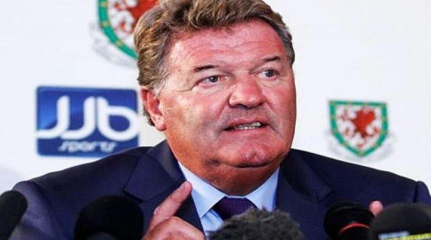 John Benjamin Toshack kovuldu!
